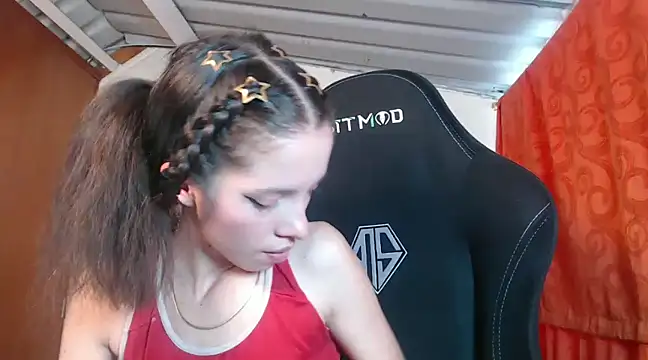 Snapshot of sweetdam12 chatting on 02-15-25, 05:39 sweetdam12 online show from 02-15-25, 05:39