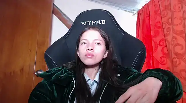 Snapshot of sweetdam12 chatting on 03-10-25, 08:12 sweetdam12 online show from 03-10-25, 08:12