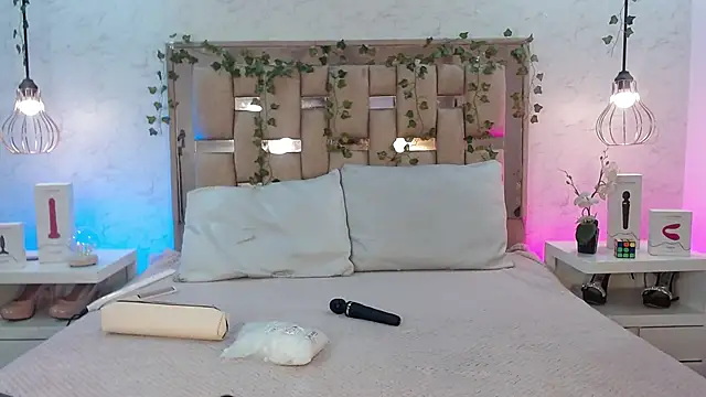 Snapshot of GigiVolkova chatting on 11-26-25, 03:18 GigiVolkova online show from 11-26-25, 03:18