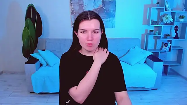 Snapshot of BonneyLove chatting on 02-12-25, 09:11 BonneyLove online show from 02-12-25, 09:11