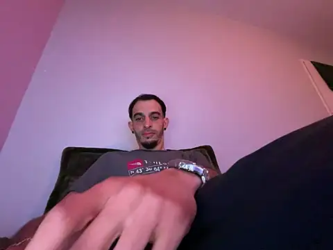 Rebeu313 online show from 03-22-26, 01:09