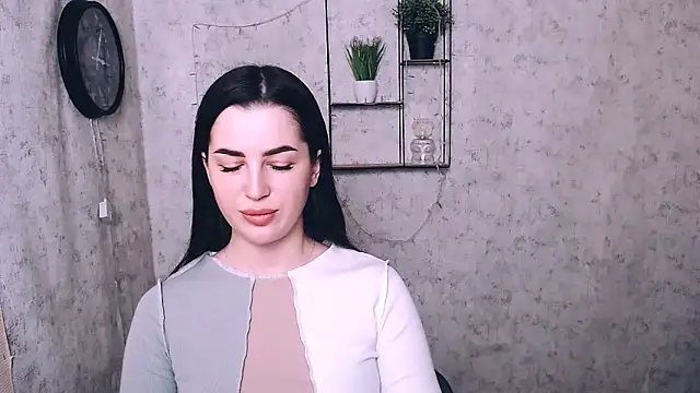 Snapshot of DivaKaily_ chatting on 12-08-24, 08:51 DivaKaily  online show from 12-08-24, 08:51