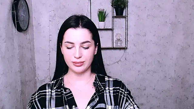 Snapshot of DivaKaily_ chatting on 01-16-25, 06:56 DivaKaily  online show from 01-16-25, 06:56