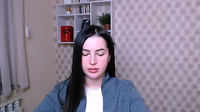 Snapshot of DivaKaily_ chatting on 10-21-25, 05:19 DivaKaily  online show from 10-21-25, 05:19