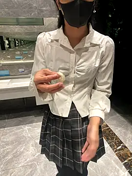 Snapshot of AwakeSubtitle chatting on 09-11-25, 03:56 AwakeSubtitle online show from 09-11-25, 03:56