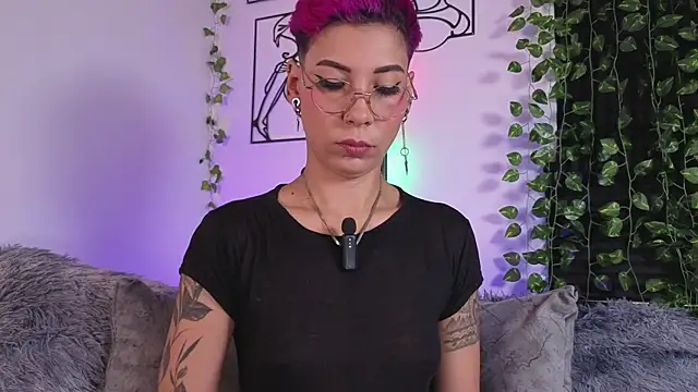 MiaMorgan  online show from 12-05-25, 12:58