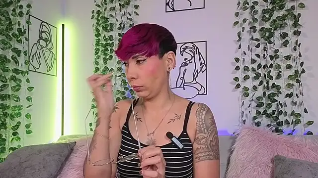 MiaMorgan  online show from 03-31-26, 01:07