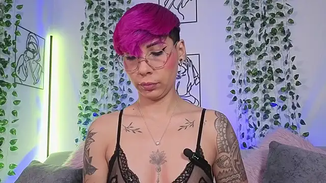 MiaMorgan  online show from 04-23-26, 02:08