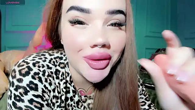 Snapshot of Aira_vi chatting on 12-25-24, 12:58 Aira vi online show from 12-25-24, 12:58