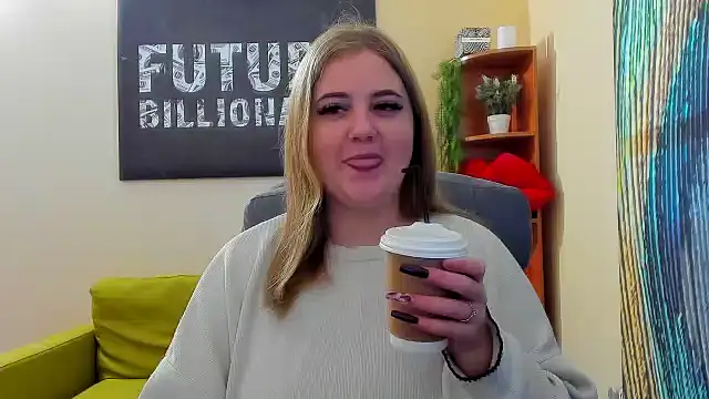 Snapshot of Doliss chatting on 02-15-25, 06:44 Doliss online show from 02-15-25, 06:44