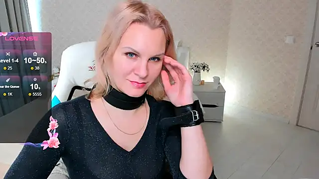 Louisa Bay online show from 02-04-25, 11:05