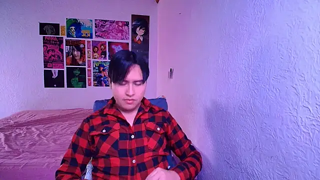 Snapshot of shinji-18 chatting on 03-17-25, 11:00 shinji-18 online show from 03-17-25, 11:00