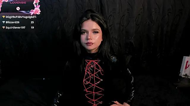 Snapshot of Kylie-fox chatting on 02-18-25, 04:26 Kylie-fox online show from 02-18-25, 04:26