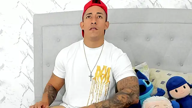 luigiferrara online show from 02-23-25, 04:13