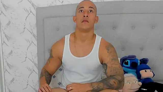 luigiferrara online show from 11-17-25, 10:04