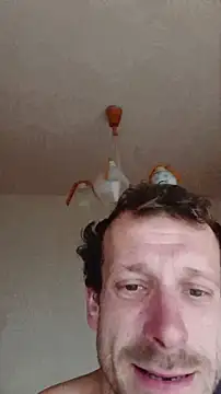 Snapshot of DonCristian chatting on 11-30-25, 01:48 DonCristian online show from 11-30-25, 01:48