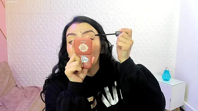 Violetaa diazz online show from 10-16-25, 09:16