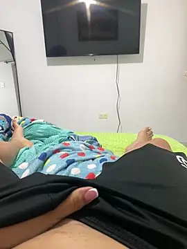 ANYLU19 online show from 03-17-25, 02:41