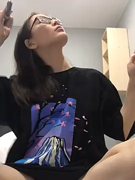 Milka23 online show from 02-13-25, 08:24