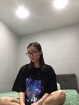 Milka23 online show from 02-14-25, 02:54