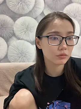 Milka23 online show from 03-21-25, 04:29