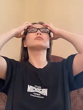 Milka23 online show from 09-28-25, 07:14