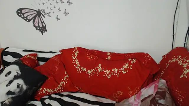 LadyHellene online show from 02-02-25, 05:15