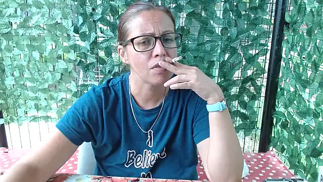 Snapshot of LadyHellene chatting on 07-03-26, 01:39 LadyHellene online show from 07-03-26, 01:39