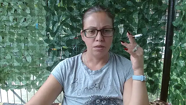 Snapshot of LadyHellene chatting on 07-12-26, 11:23 LadyHellene online show from 07-12-26, 11:23