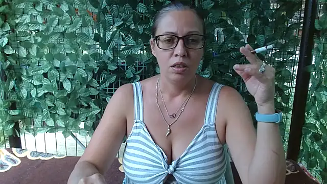 Snapshot of LadyHellene chatting on 07-18-26, 01:59 LadyHellene online show from 07-18-26, 01:59