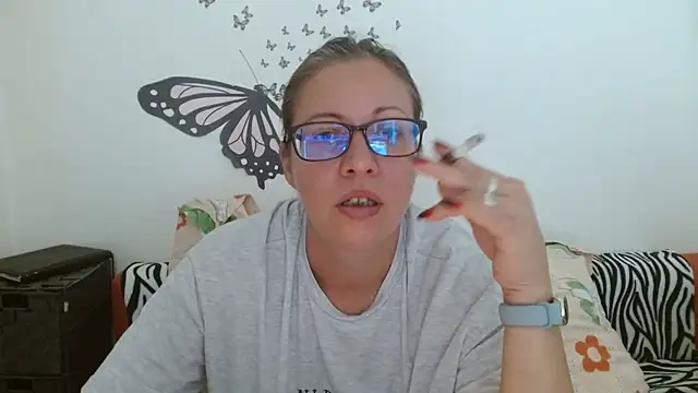 Snapshot of LadyHellene chatting on 07-20-26, 05:22 LadyHellene online show from 07-20-26, 05:22
