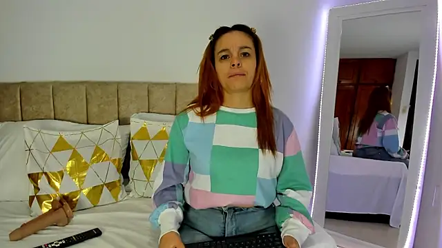 Snapshot of cristalwalker__ chatting on 11-07-25, 11:21 cristalwalker online show from 11-07-25, 11:21