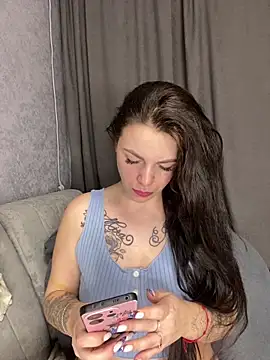 Snapshot of Lola_Hale chatting on 02-07-26, 06:55 Lola Hale online show from 02-07-26, 06:55