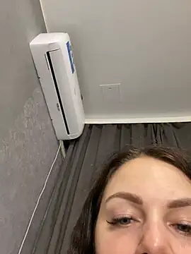 Snapshot of Lola_Hale chatting on 02-08-26, 05:49 Lola Hale online show from 02-08-26, 05:49