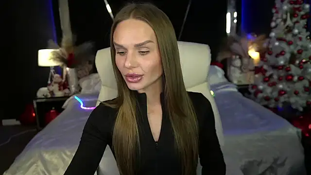 KiraGrayy online show from 12-15-25, 01:48