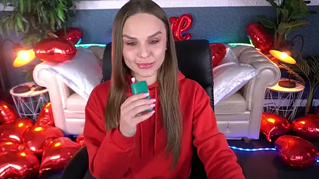 KiraGrayy online show from 02-18-26, 01:40