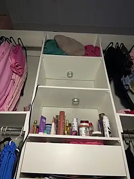 indyazinha online show from 02-28-26, 04:41