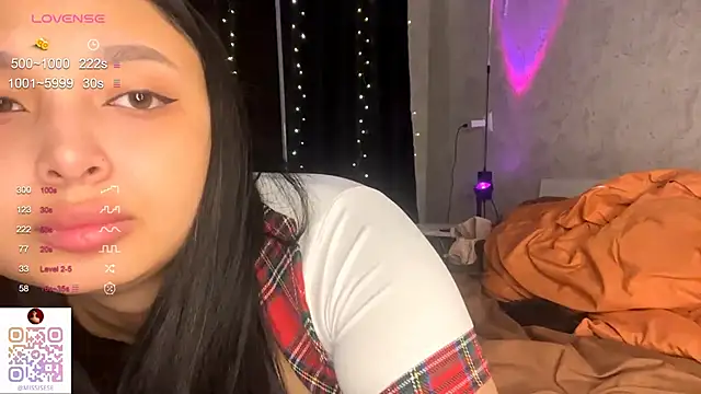 UdeleBarns online show from 12-17-25, 03:29