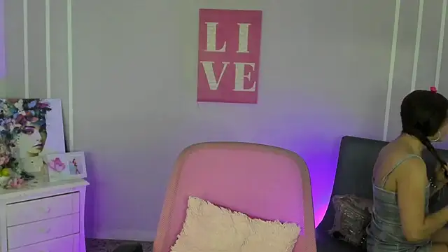 Snapshot of Andy_Gamboa chatting on 01-29-25, 12:45 Andy Gamboa online show from 01-29-25, 12:45
