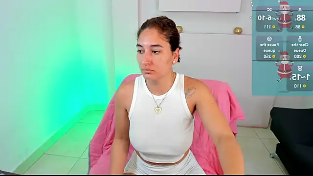 Snapshot of ScarlettWet9 chatting on 12-12-24, 04:04 ScarlettWet9 online show from 12-12-24, 04:04