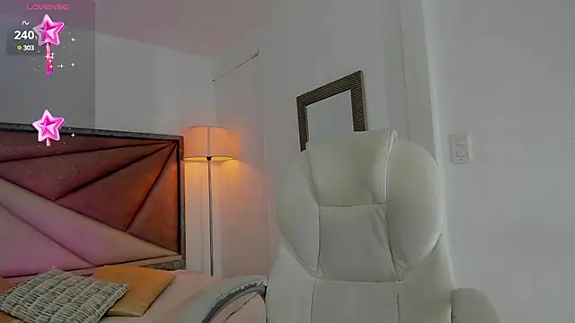 Snapshot of GiaFu chatting on 01-15-25, 05:58 GiaFu online show from 01-15-25, 05:58