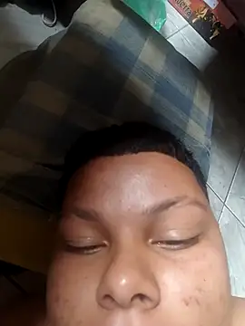 Snapshot of putoso031 chatting on 11-22-25, 04:17 putoso031 online show from 11-22-25, 04:17