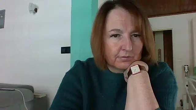 Snapshot of Sandcoq chatting on 01-12-26, 08:52 Sandcoq online show from 01-12-26, 08:52