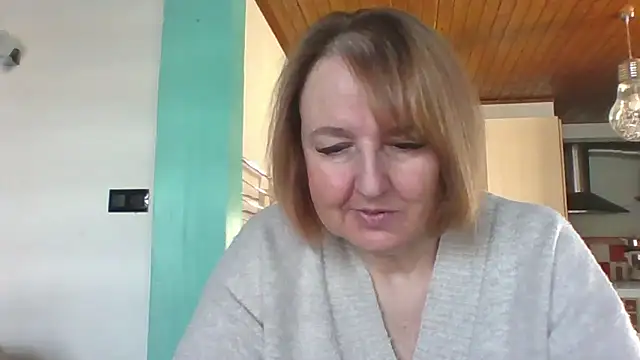 Snapshot of Sandcoq chatting on 02-09-26, 09:35 Sandcoq online show from 02-09-26, 09:35