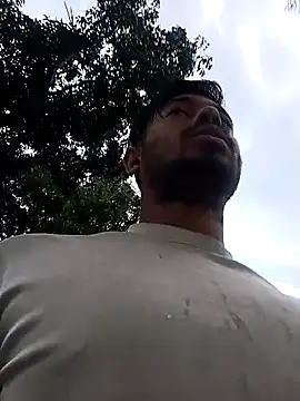 Snapshot of arafat_mia chatting on 11-07-25, 12:54 arafat mia online show from 11-07-25, 12:54