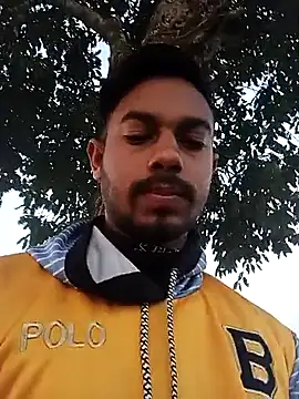 Snapshot of arafat_mia chatting on 11-15-25, 12:19 arafat mia online show from 11-15-25, 12:19