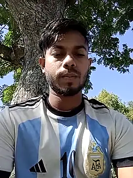 Snapshot of arafat_mia chatting on 11-28-25, 05:10 arafat mia online show from 11-28-25, 05:10