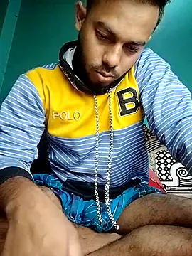 Snapshot of arafat_mia chatting on 12-16-25, 12:15 arafat mia online show from 12-16-25, 12:15