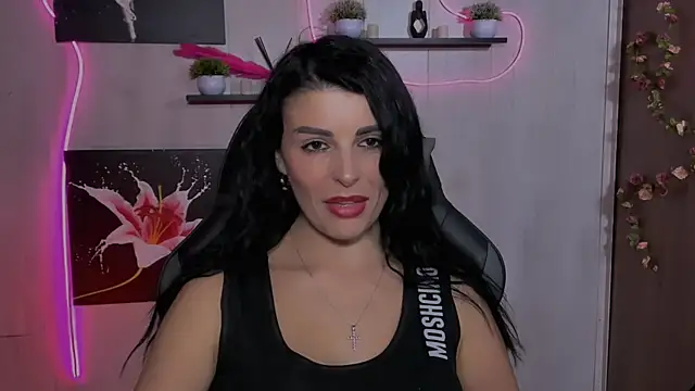 KayWuds online show from 02-08-25, 06:12