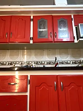 sweetsofia18 online show from 10-18-25, 05:03